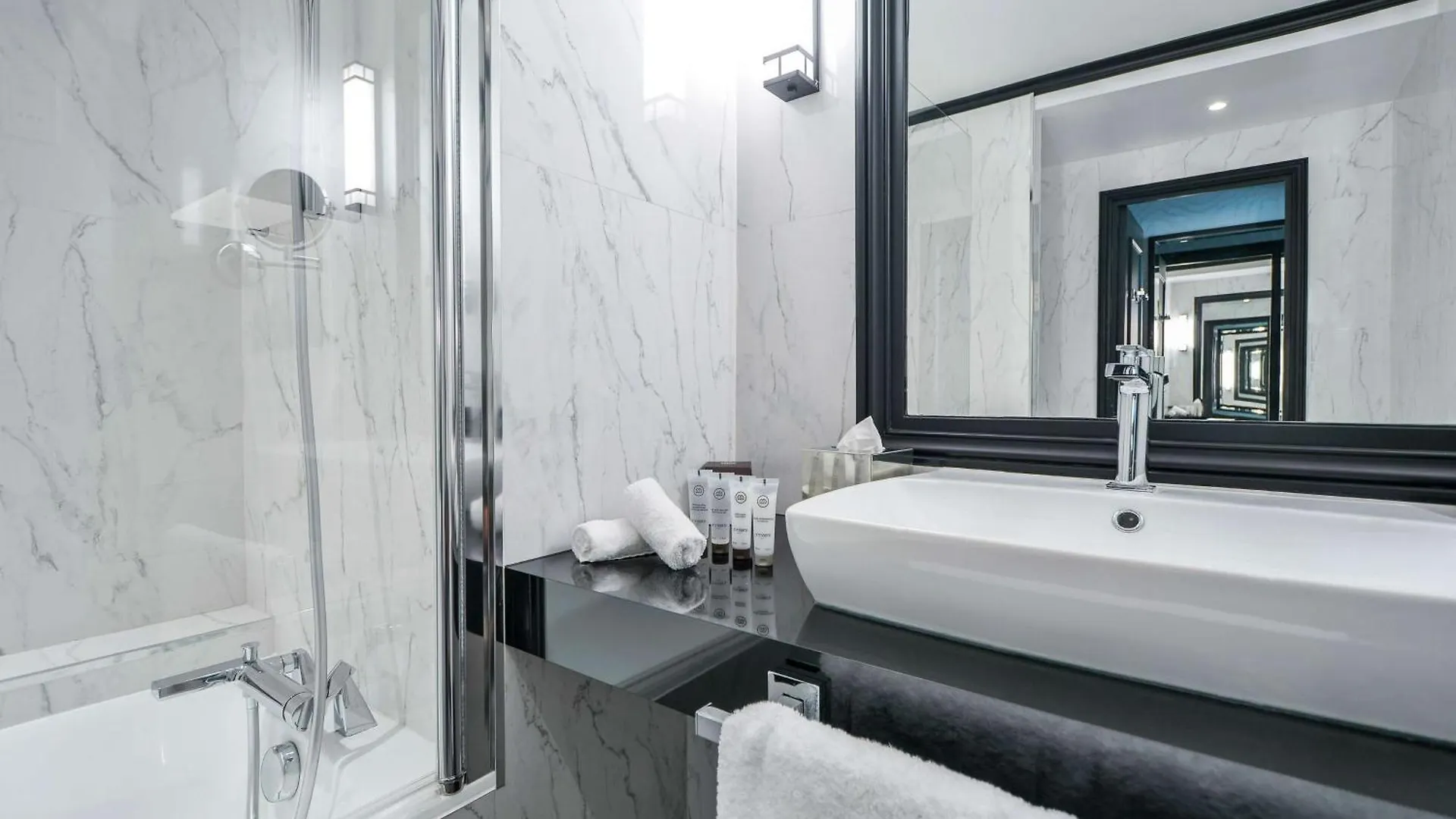 Maison Astor Paris, Curio Collection By Hilton Hotel