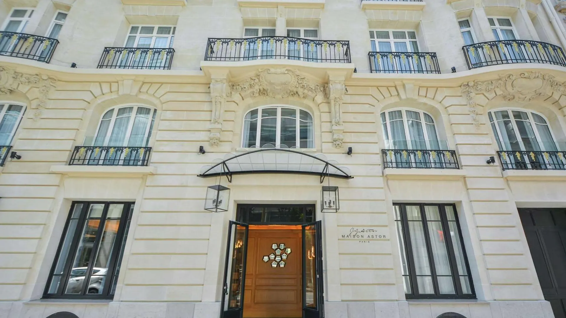 Hotel Maison Astor Paris, Curio Collection By Hilton