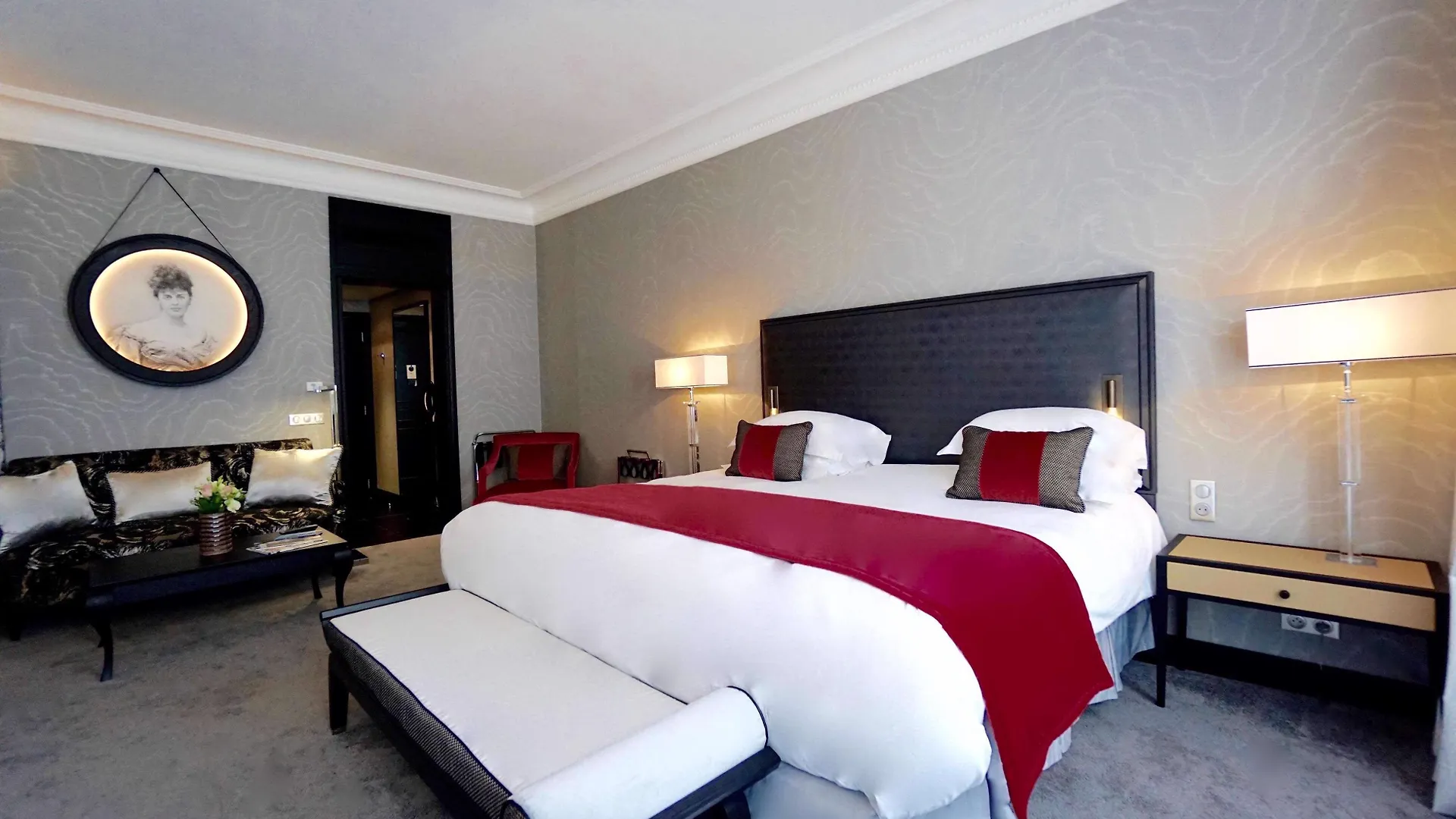 Hotel Maison Astor Paris, Curio Collection By Hilton