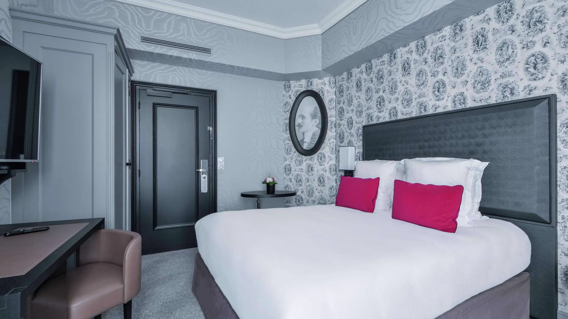 Maison Astor Paris, Curio Collection By Hilton 4* Paris