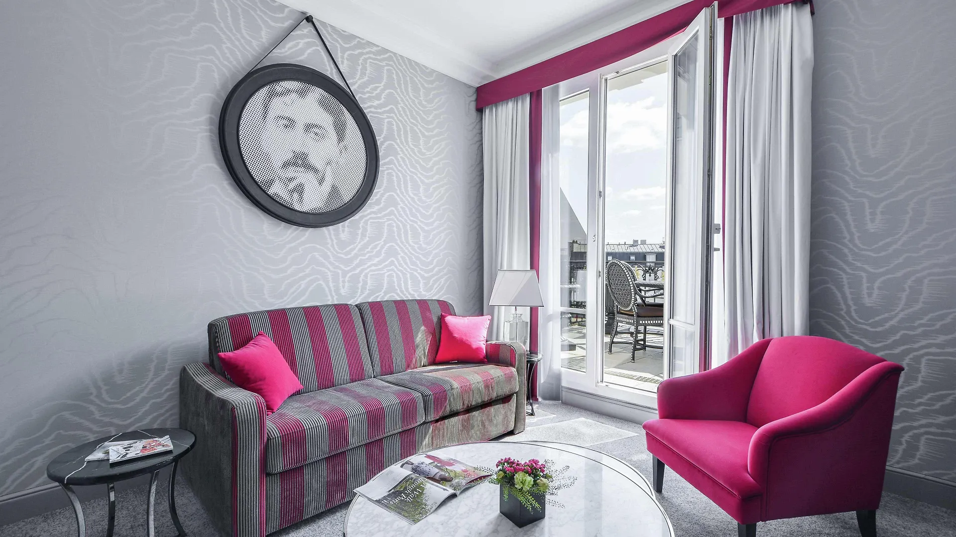 Maison Astor Paris, Curio Collection By Hilton