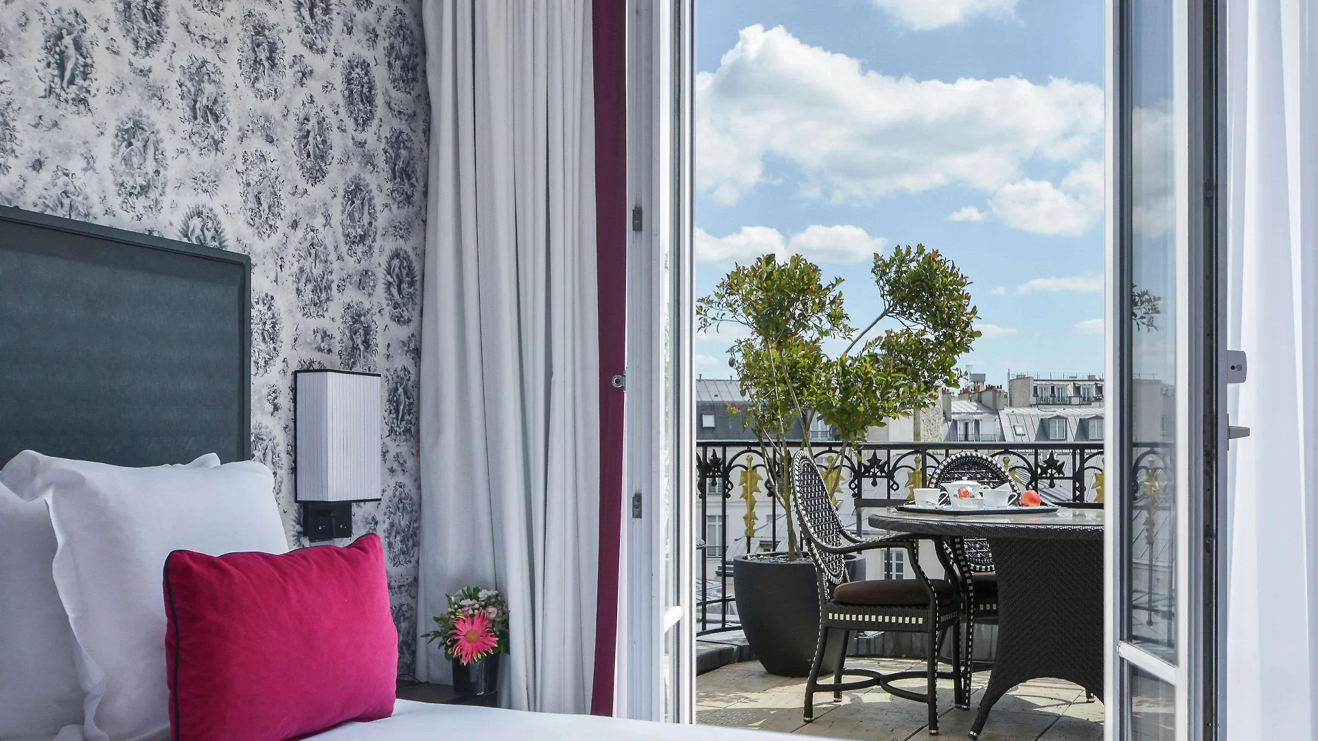 Maison Astor Paris, Curio Collection By Hilton Hotel Paris