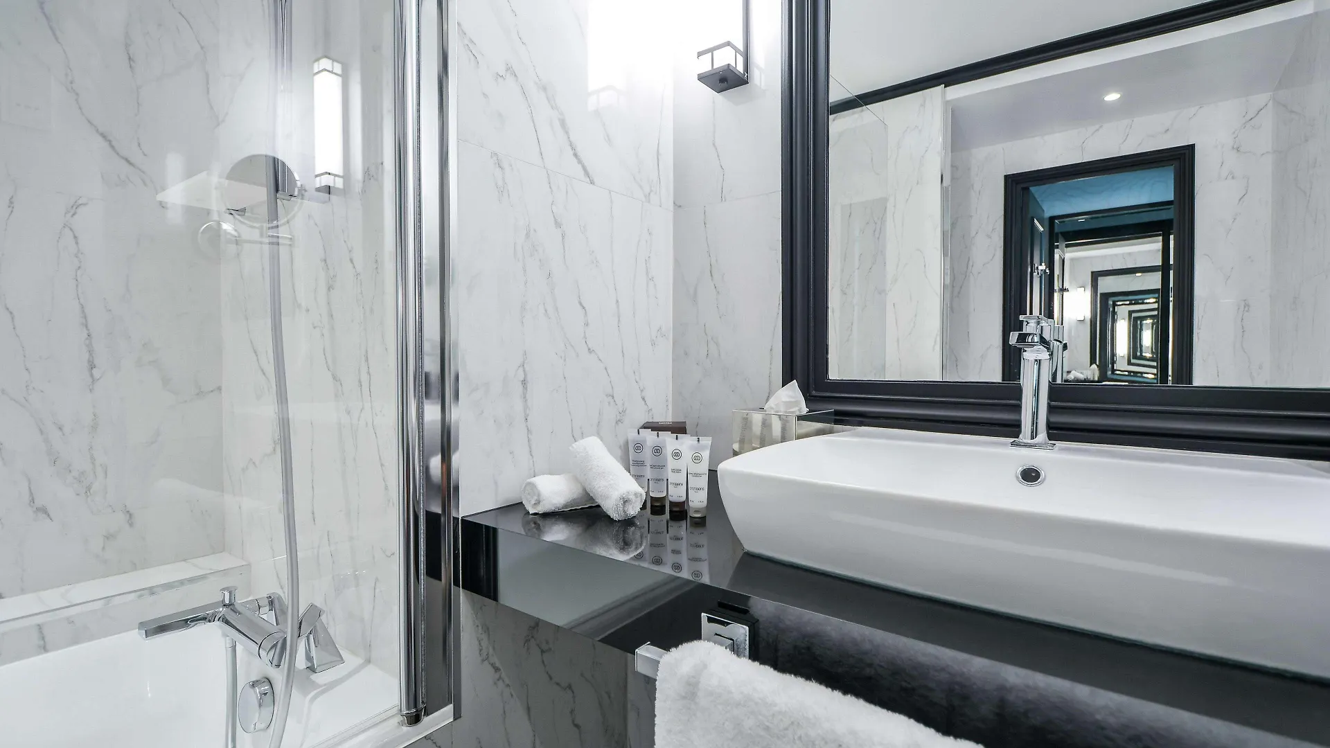Hotel Maison Astor Paris, Curio Collection By Hilton Paris