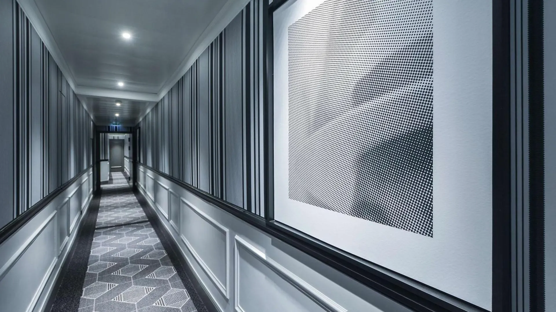 Maison Astor Paris, Curio Collection By Hilton Hotel Paris