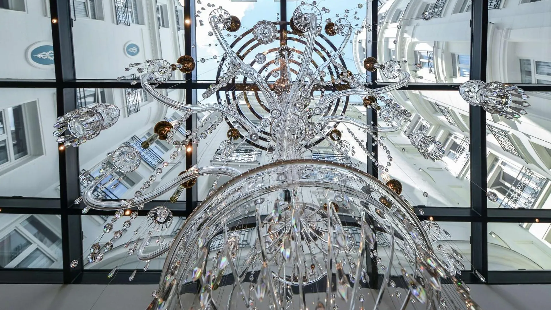 Maison Astor Paris, Curio Collection By Hilton