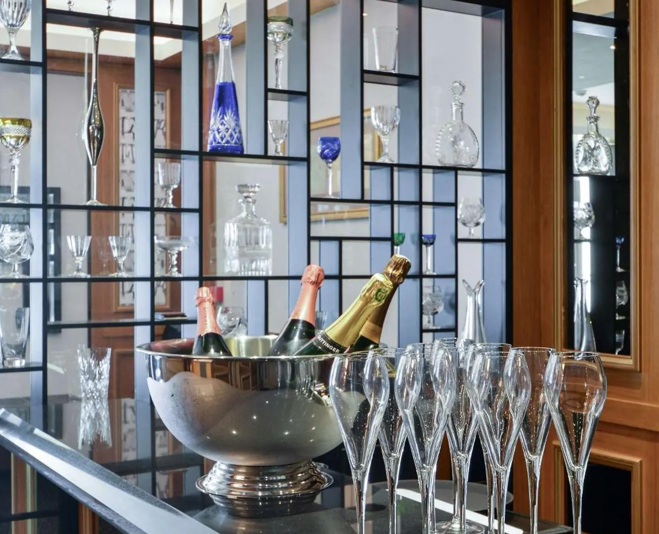 מלון Maison Astor Paris, Curio Collection By Hilton