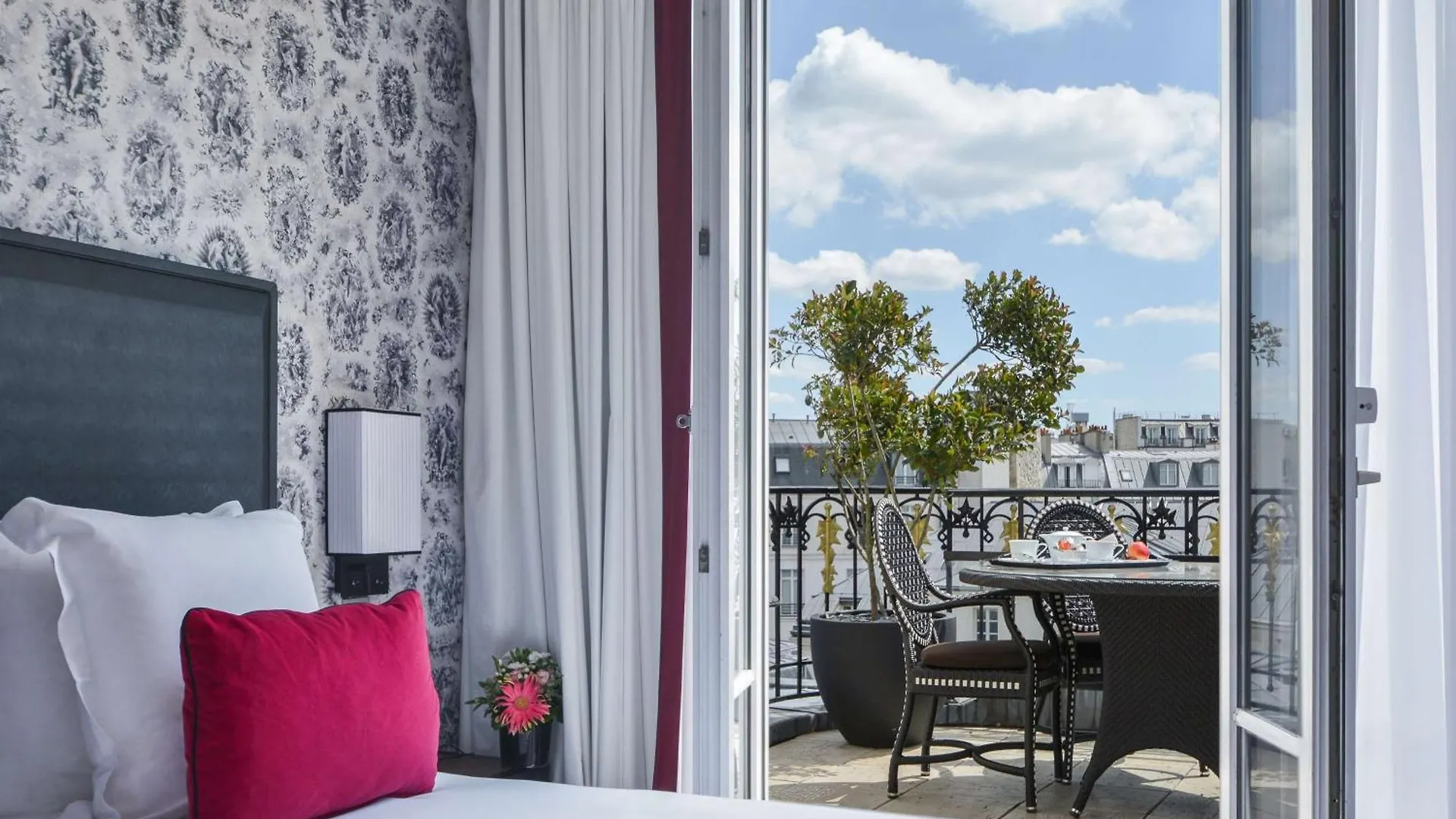 Maison Astor Paris, Curio Collection By Hilton Paris