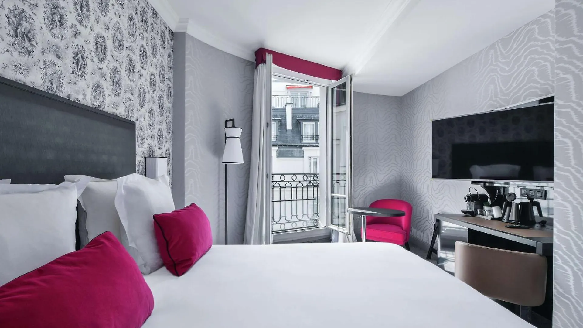 Maison Astor Paris, Curio Collection By Hilton מלון 4*