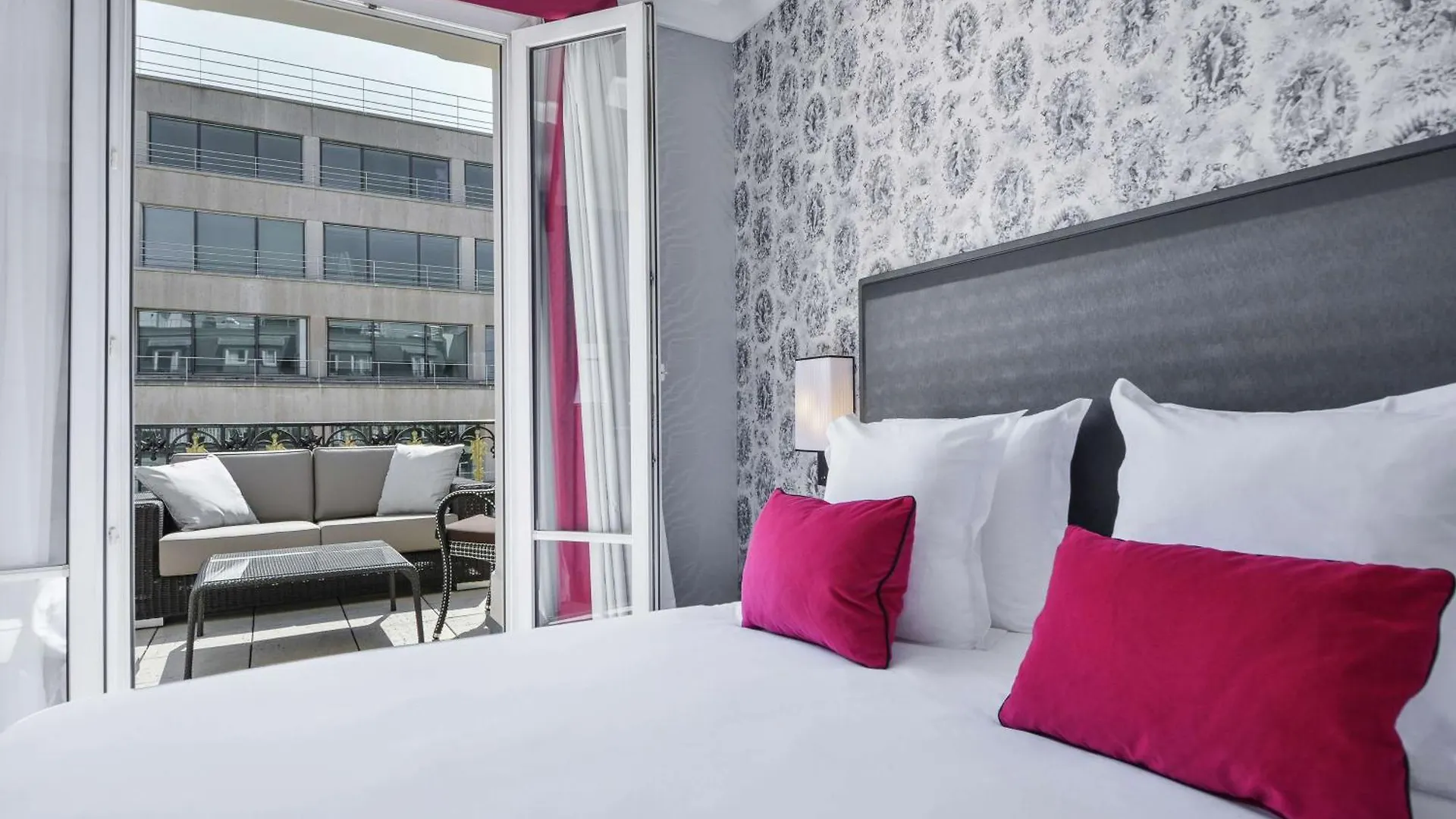 Hotel Maison Astor Paris, Curio Collection By Hilton