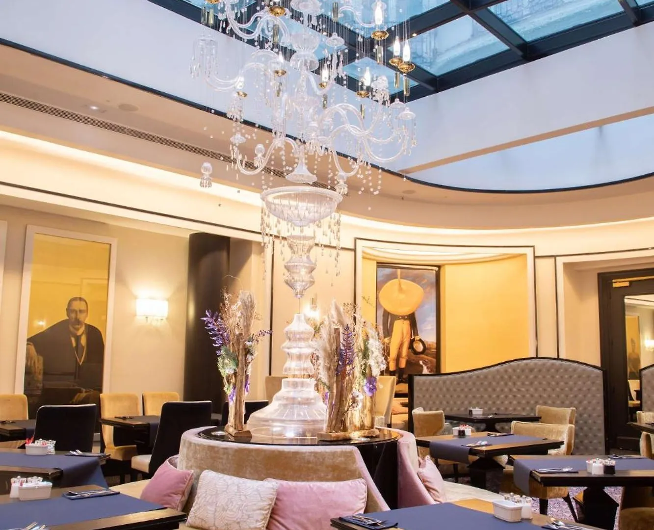 Maison Astor Paris, Curio Collection By Hilton Hotel 4*